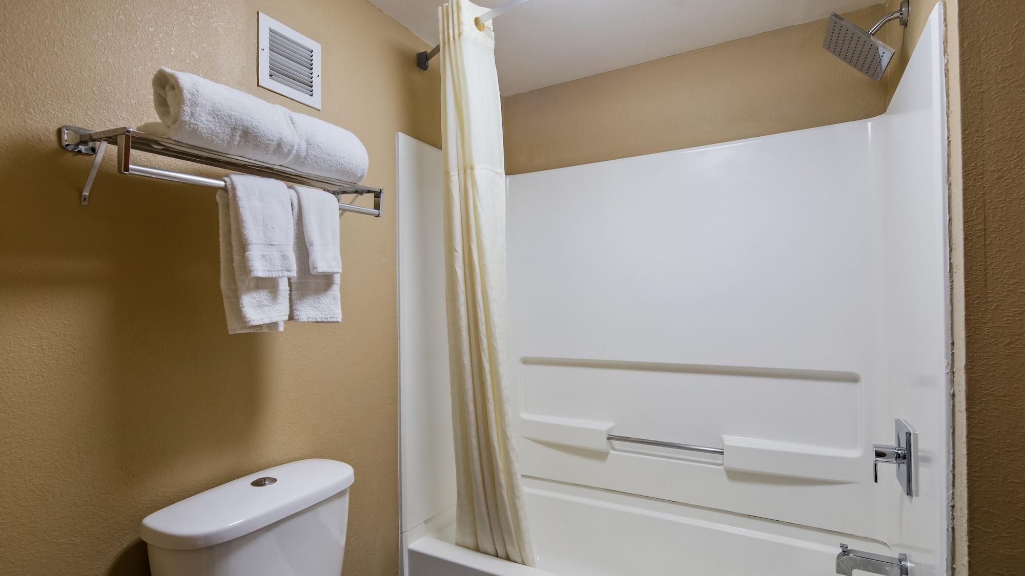 Hotel Surestay By Western Lenoir