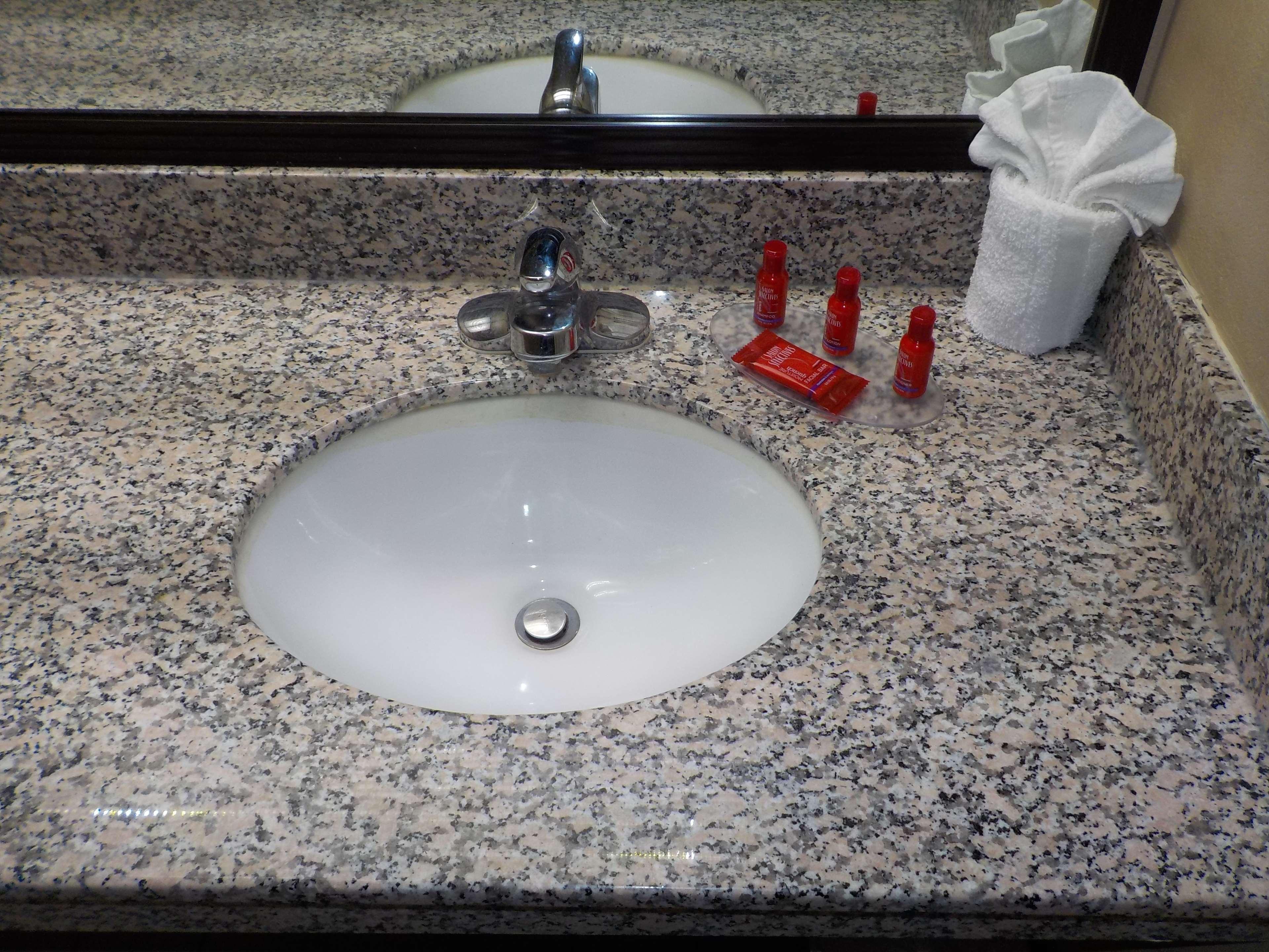 Hotel Surestay By Western Lenoir Lenoir City