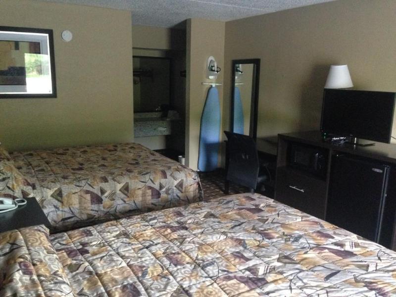 Hotel Surestay By Western Lenoir 4*